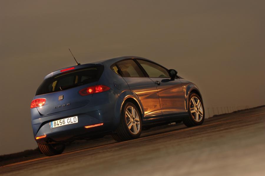  Seat Leon 2009 года  (фото 44 из 104)